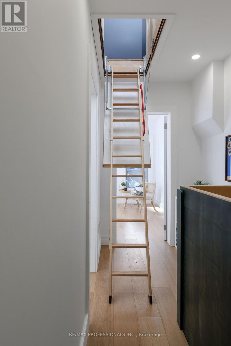 69 Sheridan Avenue, Toronto, Ontario  M6K 2G8 - Photo 35 - C13780784