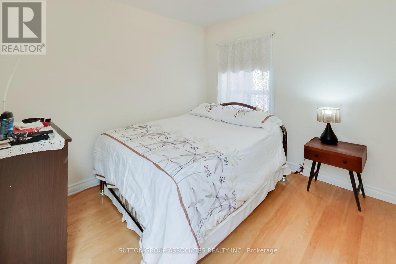 82 Helena Avenue, Toronto, Ontario  M6G 2H2 - Photo 24 - C13780896