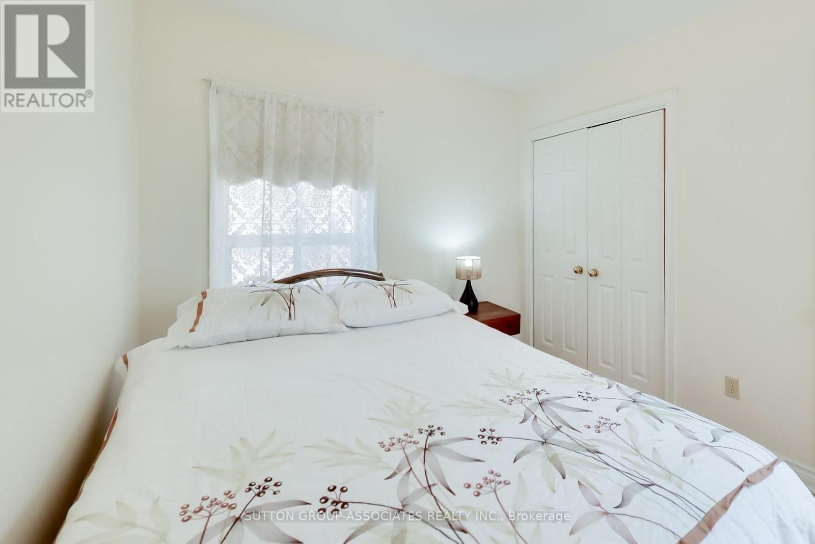 82 Helena Avenue, Toronto, Ontario  M6G 2H2 - Photo 25 - C13780896