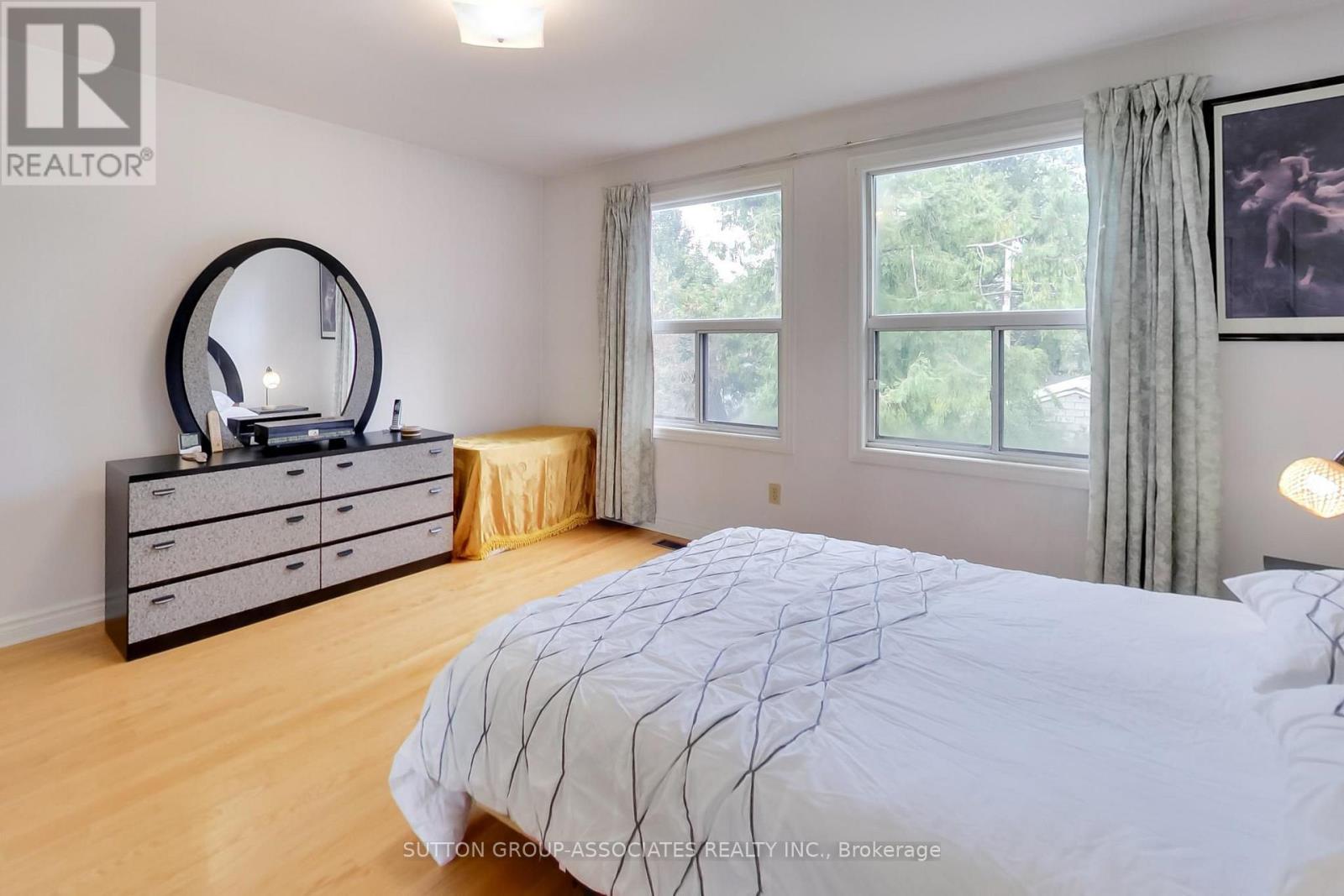 82 Helena Avenue, Toronto, Ontario  M6G 2H2 - Photo 29 - C13780896