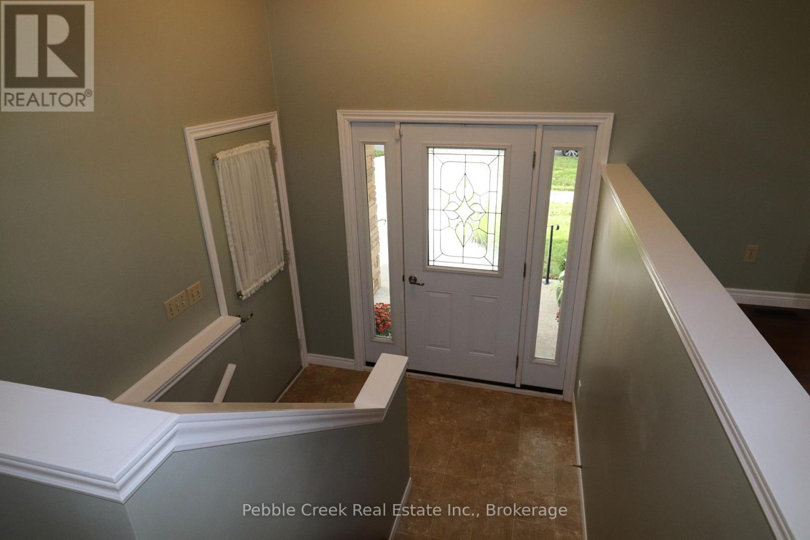 21 Suncoast Drive W, Goderich, Ontario  N7A 4H1 - Photo 5 - X13780812