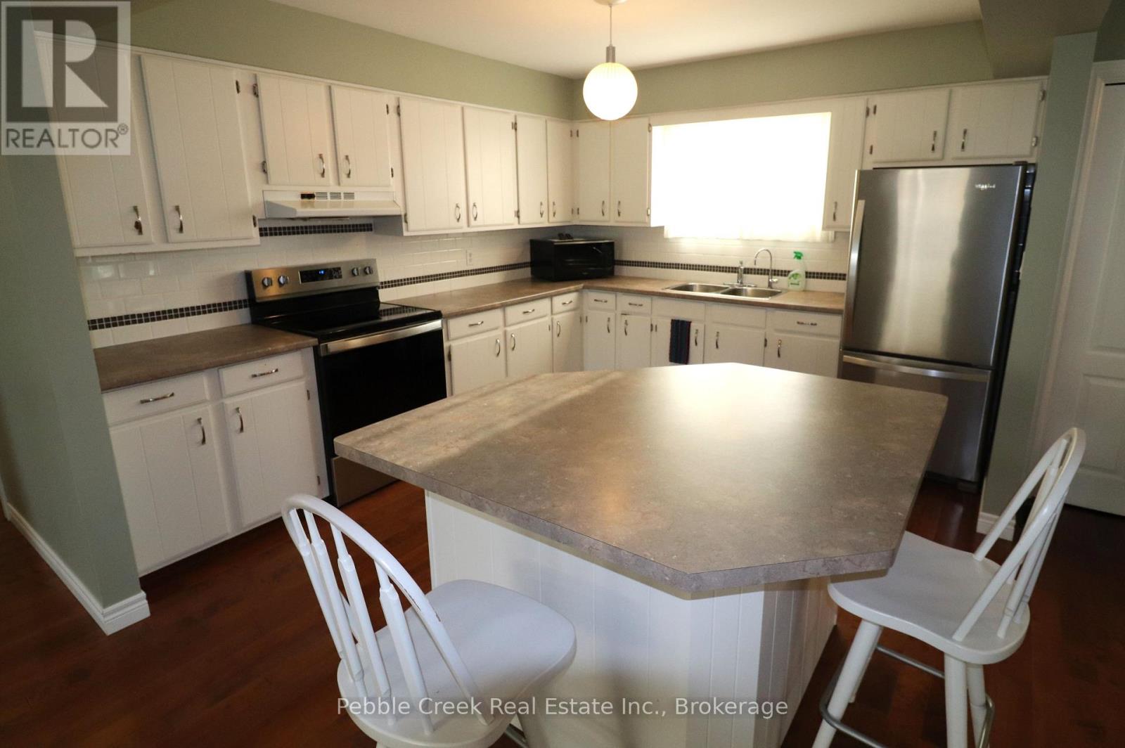 21 Suncoast Drive W, Goderich, Ontario  N7A 4H1 - Photo 6 - X13780812