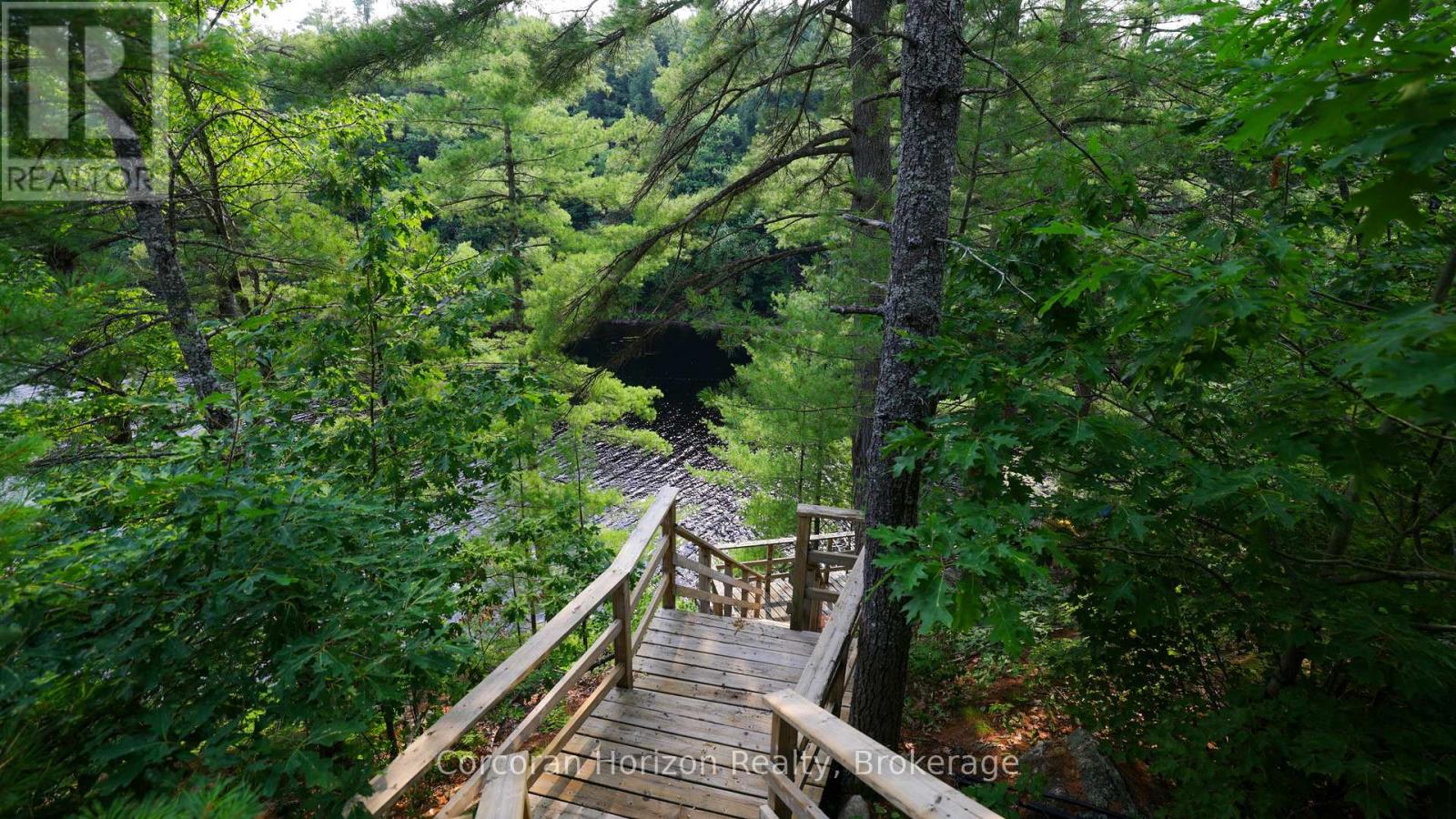 1316 Wahta #2 Road S, Georgian Bay, Ontario  P0C 1A0 - Photo 47 - X13780958