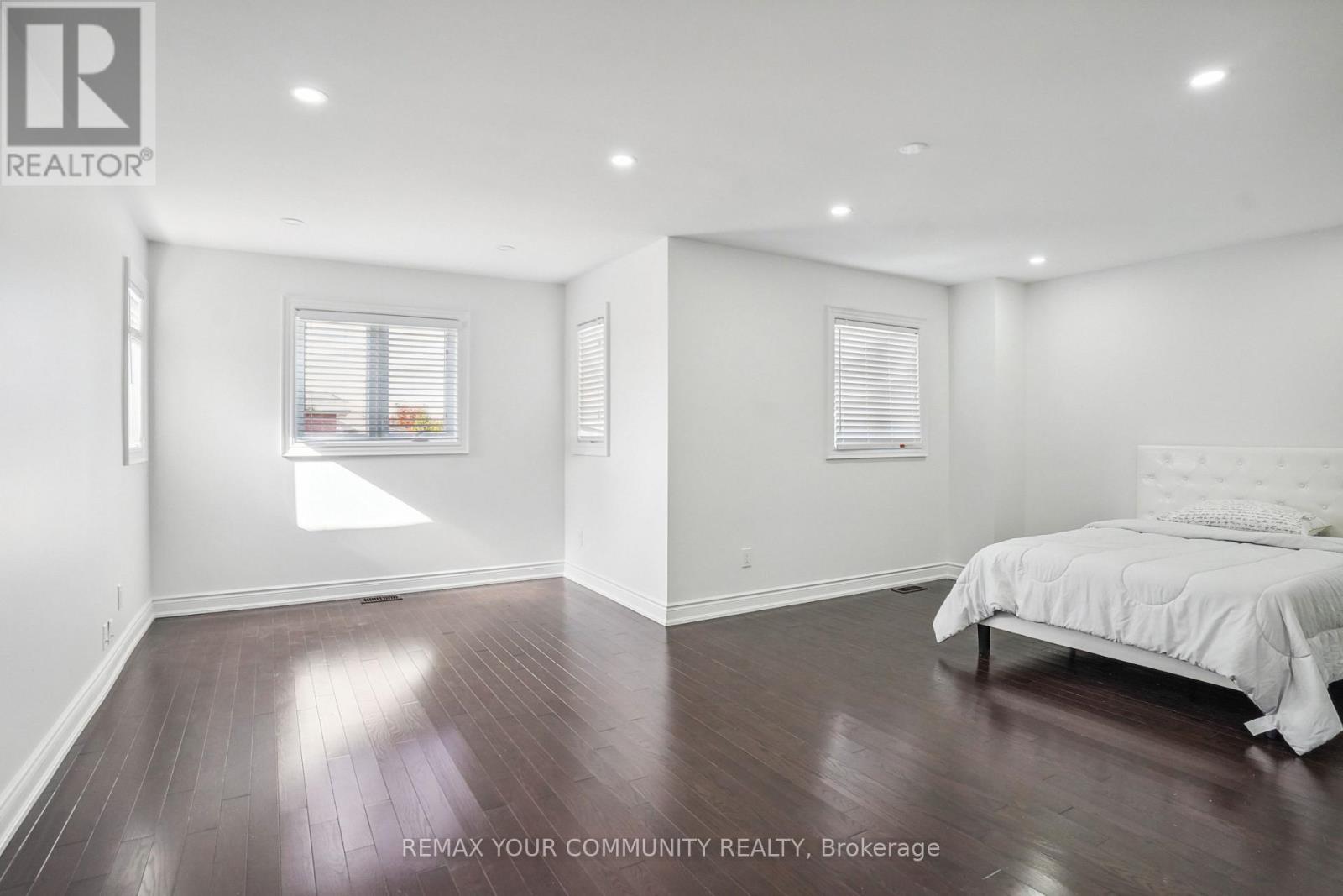 273 Delaney Drive, Ajax, Ontario  L1T 3S7 - Photo 26 - E13780822