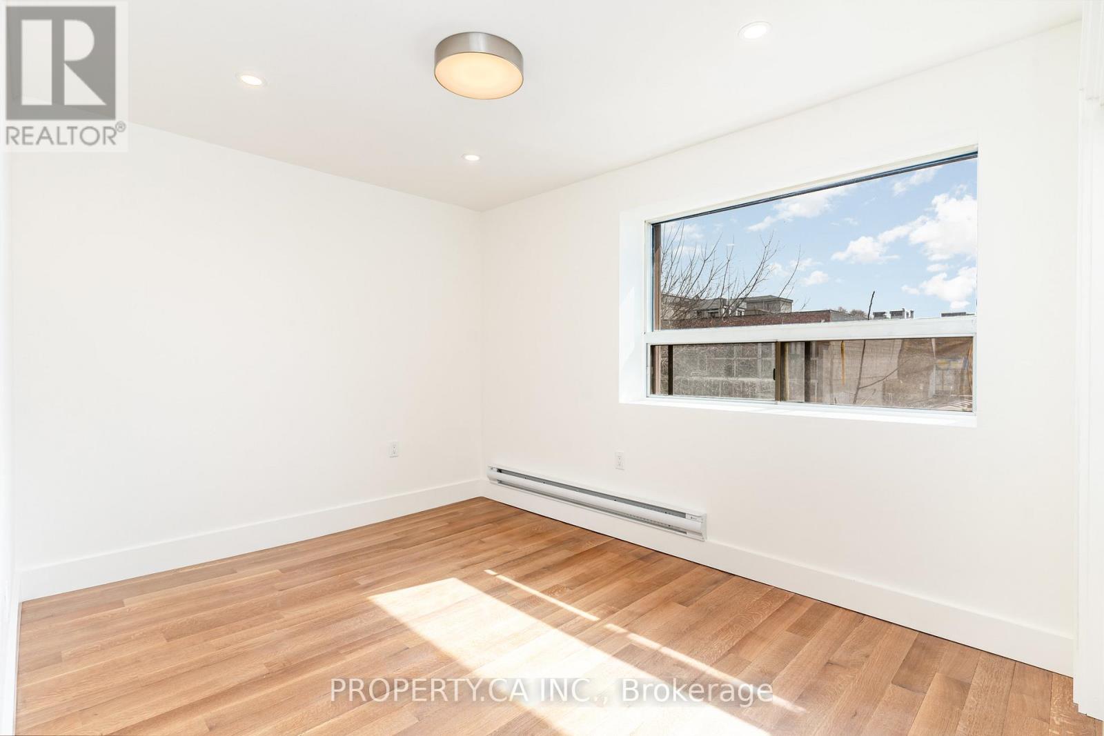 97 Lee Avenue, Toronto, Ontario  M4E 2P2 - Photo 32 - E13780830