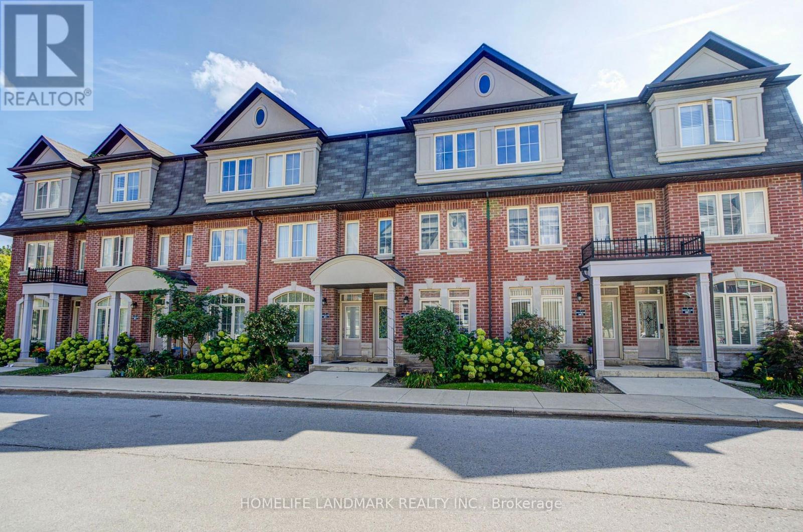 5 - 7 Eaton Park Lane, Toronto, Ontario  M1W 0A5 - Photo 2 - E13780850