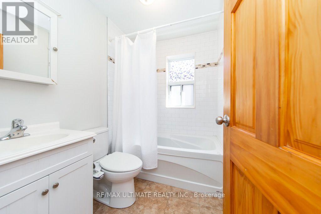 37 Gowan Avenue, Toronto, Ontario  M4K 2C8 - Photo 26 - E13780860