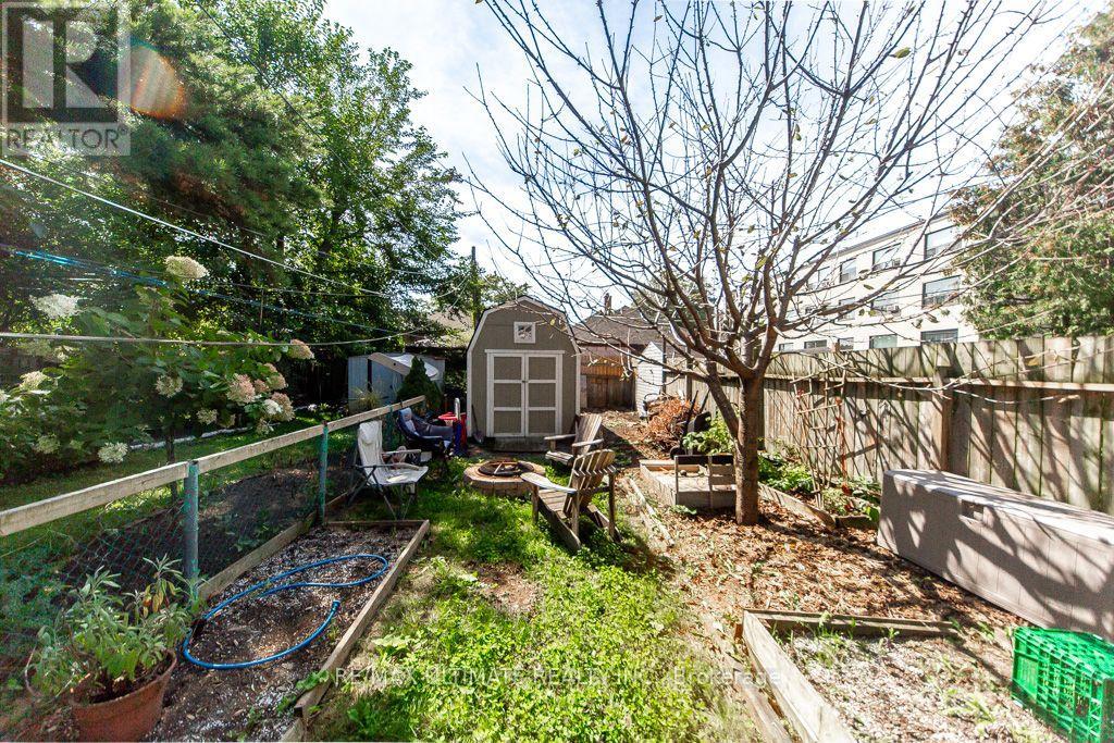 37 Gowan Avenue, Toronto, Ontario  M4K 2C8 - Photo 29 - E13780860