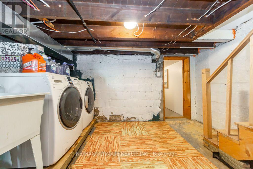 37 Gowan Avenue, Toronto, Ontario  M4K 2C8 - Photo 36 - E13780860