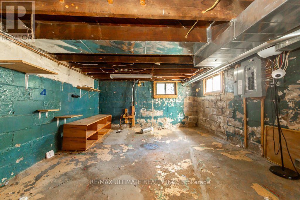 37 Gowan Avenue, Toronto, Ontario  M4K 2C8 - Photo 37 - E13780860