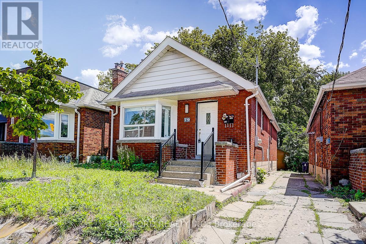 Lower - 79 O'connor Drive, Toronto, Ontario  M4K 2K4 - Photo 2 - E13780878