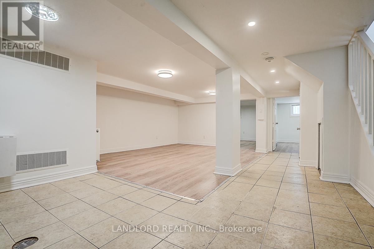 Lower - 79 O'connor Drive, Toronto, Ontario  M4K 2K4 - Photo 21 - E13780878