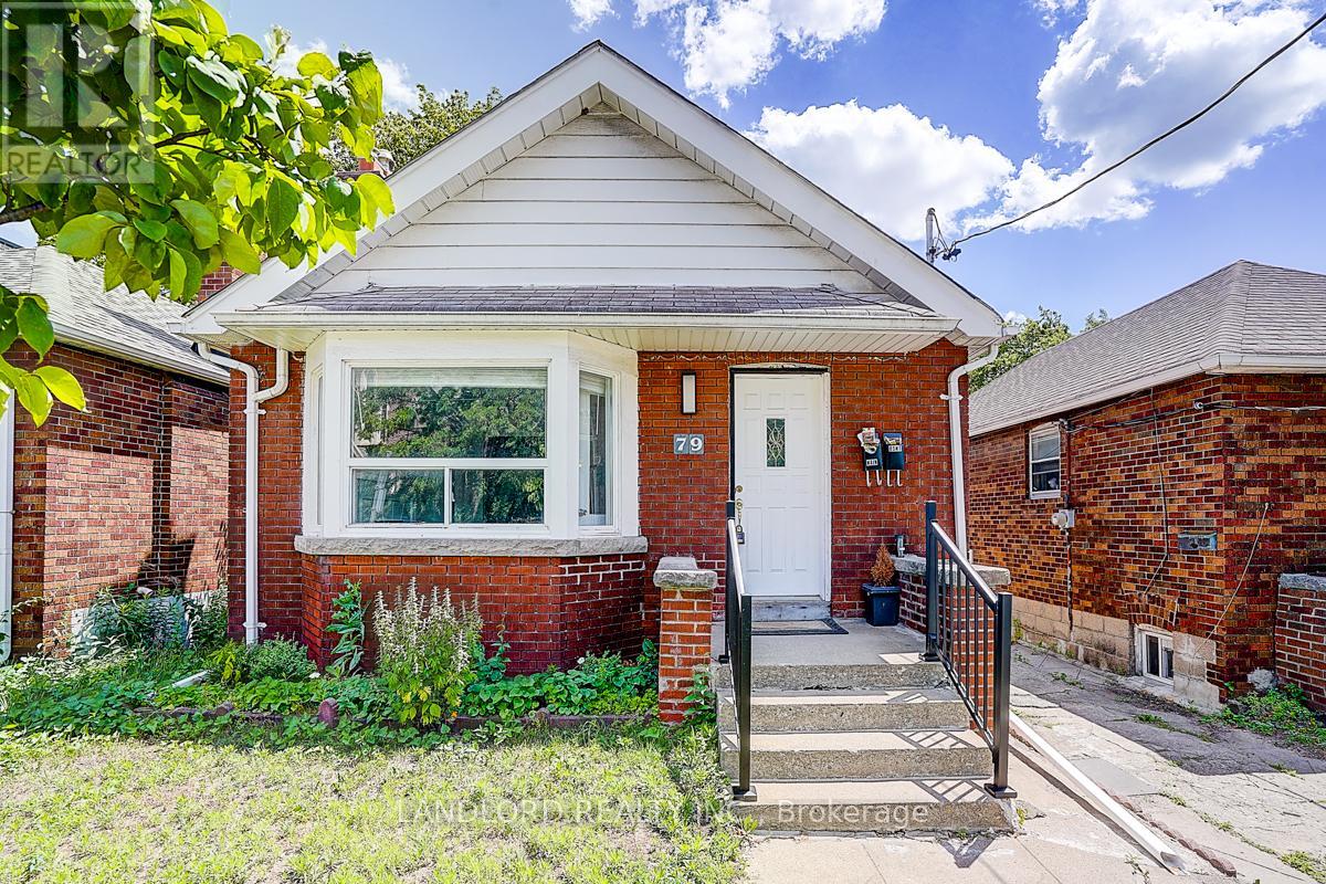 Lower - 79 O'connor Drive, Toronto, Ontario  M4K 2K4 - Photo 3 - E13780878