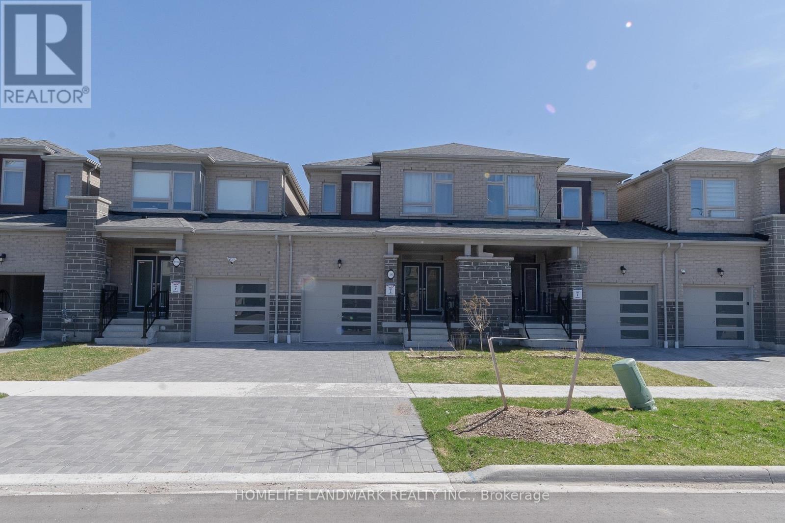 1195 Rexton Drive, Oshawa, Ontario  L1H 0H3 - Photo 2 - E13780888