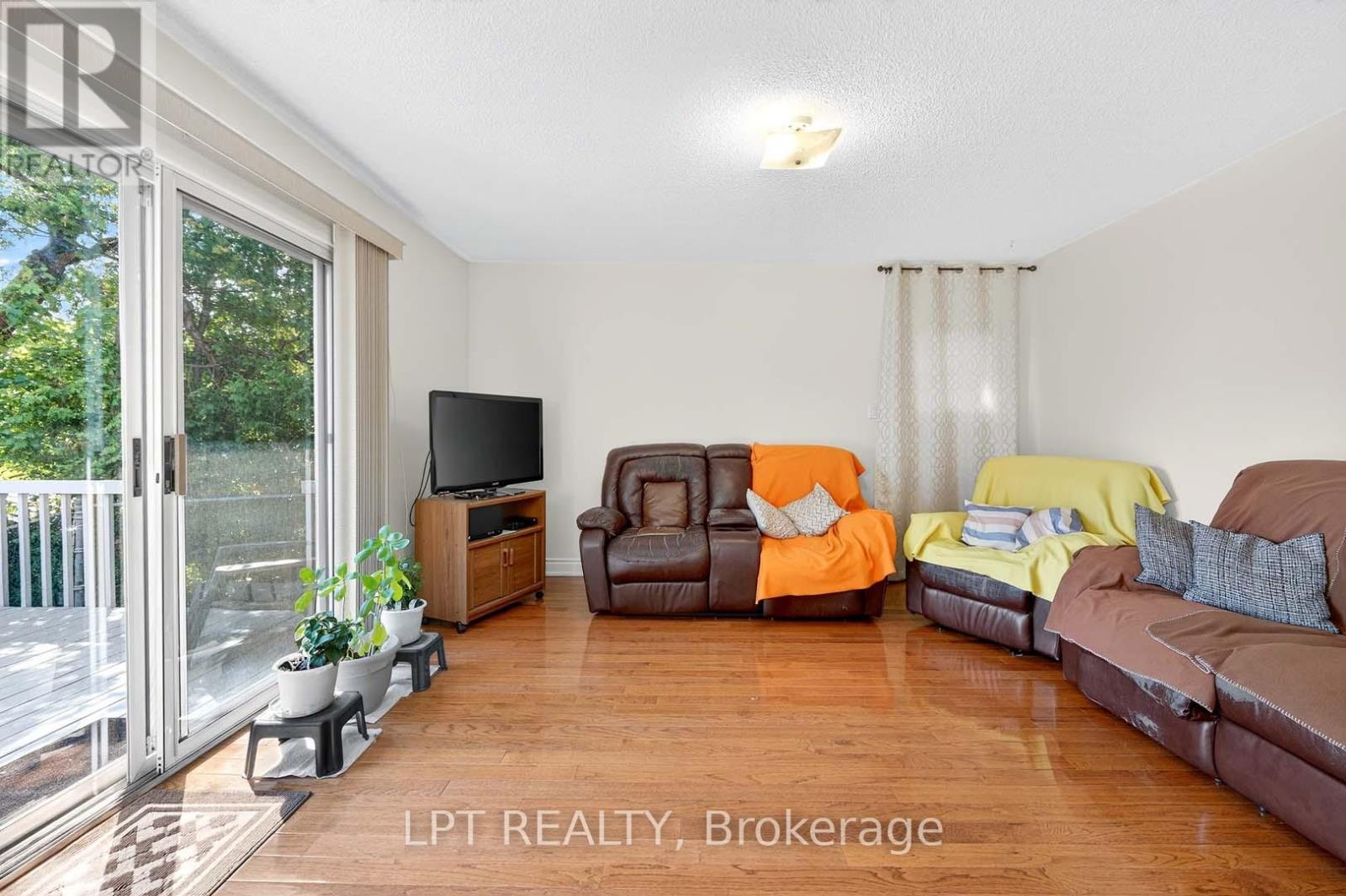 49 Kentish Crescent, Toronto, Ontario  M1S 2Z3 - Photo 12 - E13780932