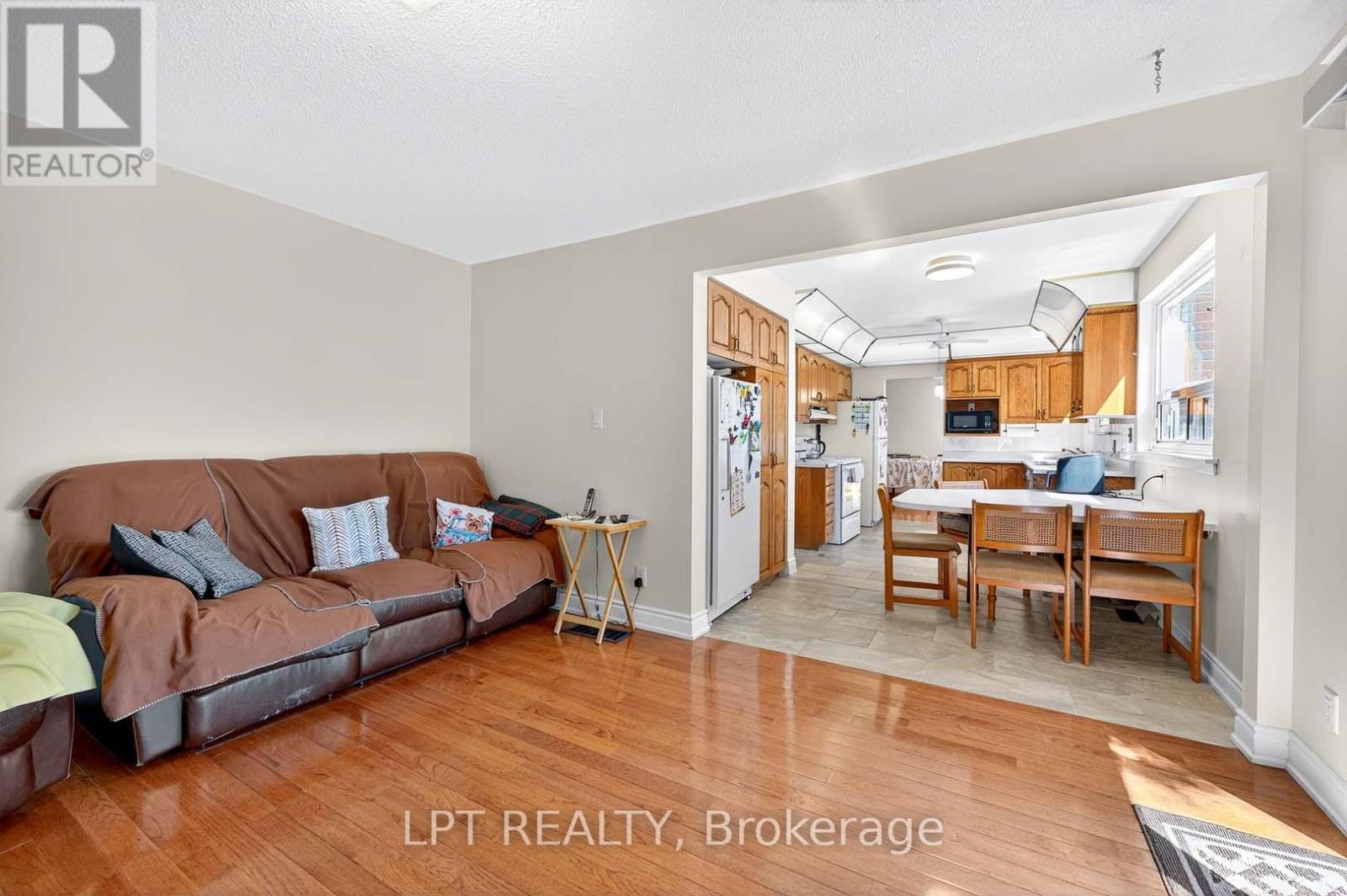 49 Kentish Crescent, Toronto, Ontario  M1S 2Z3 - Photo 13 - E13780932