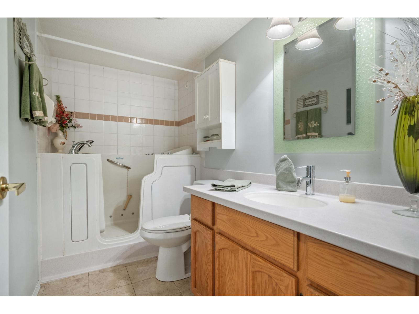 110 5375 205 Street, Langley, British Columbia  V3A 7V7 - Photo 29 - R3155601