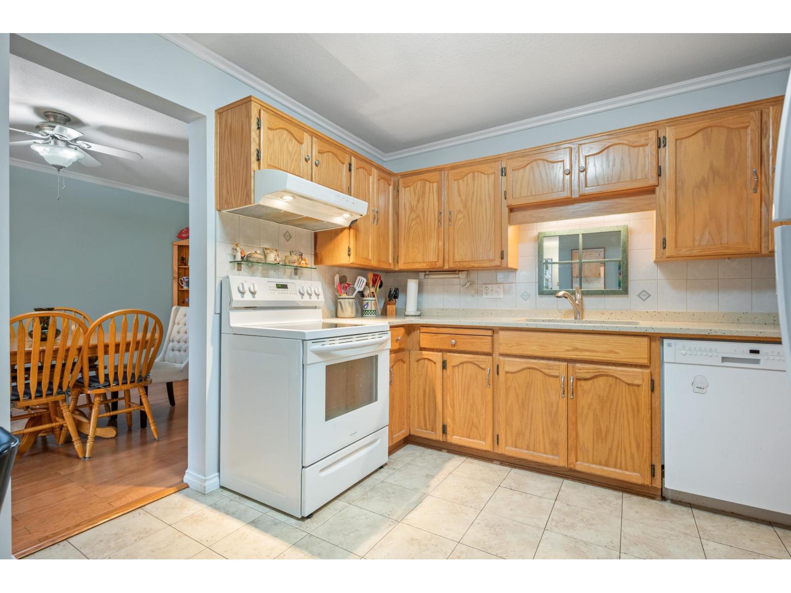 110 5375 205 Street, Langley, British Columbia  V3A 7V7 - Photo 18 - R3155601