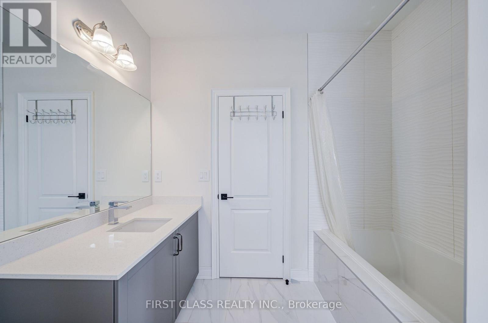 376 Seaview Heights, East Gwillimbury, Ontario  L9N 0Y5 - Photo 17 - N13780840