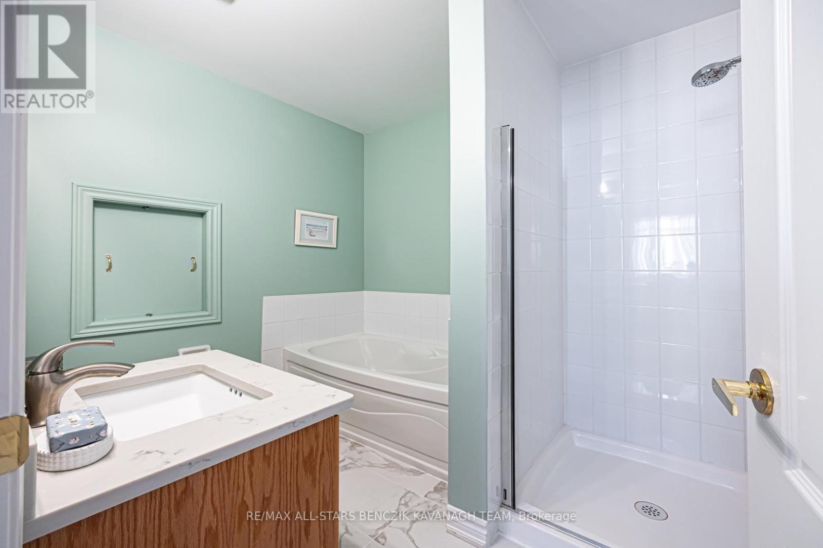 9 Warnock Green Way, Markham (Greensborough), Ontario  L6E 1B5 - Photo 20 - N13780884