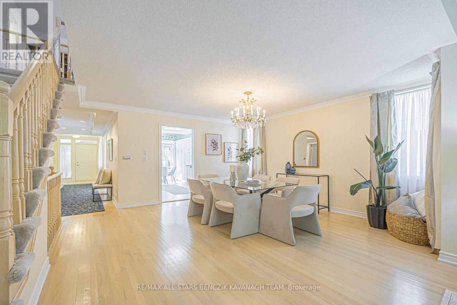 9 Warnock Green Way, Markham (Greensborough), Ontario  L6E 1B5 - Photo 3 - N13780884