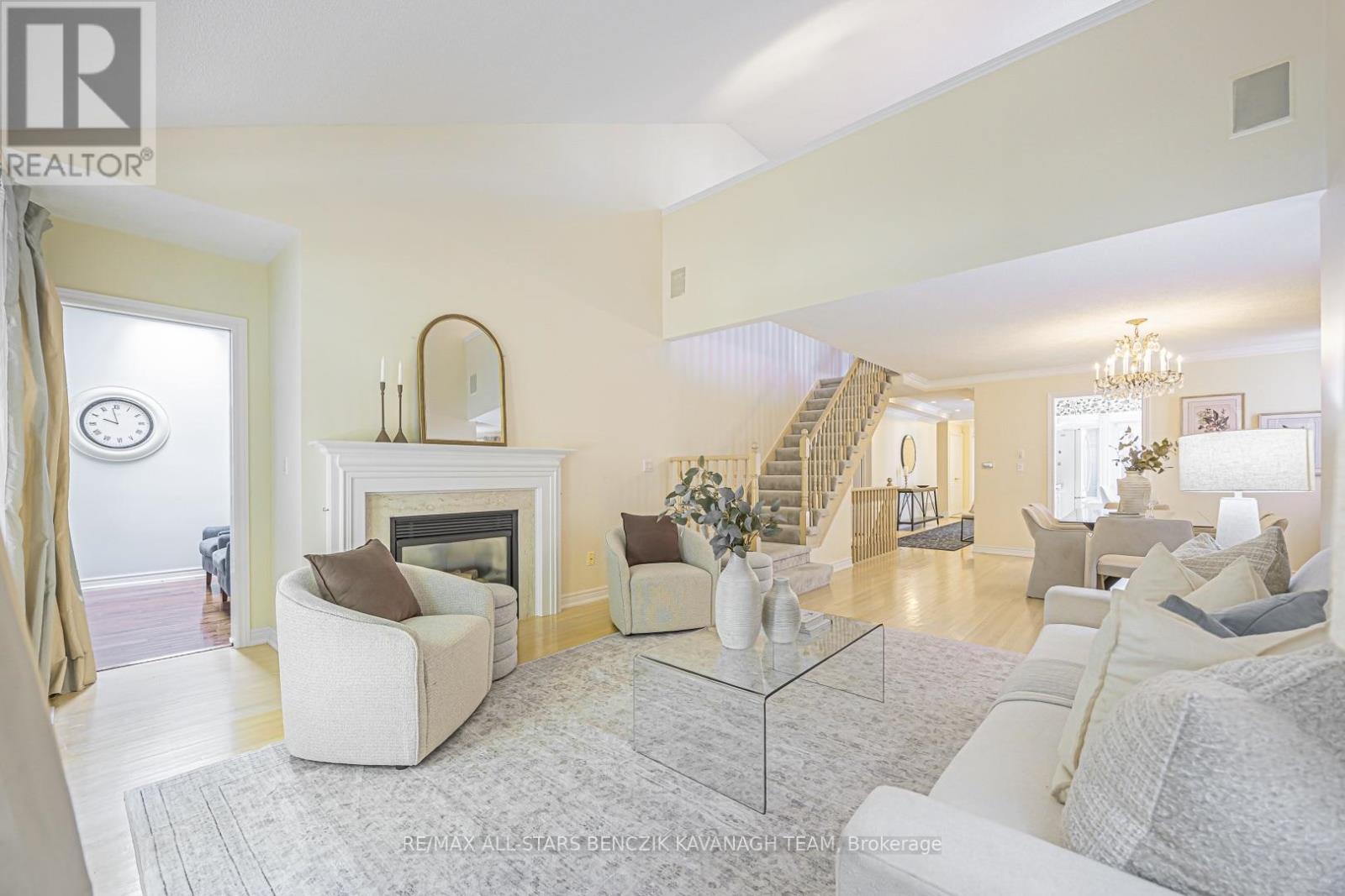 9 Warnock Green Way, Markham (Greensborough), Ontario  L6E 1B5 - Photo 6 - N13780884