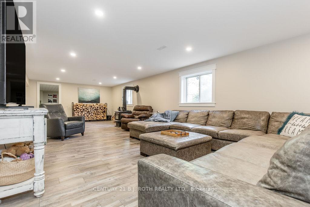 3257 Liah Lane, Innisfil, Ontario  L9S 2B4 - Photo 25 - N13780938