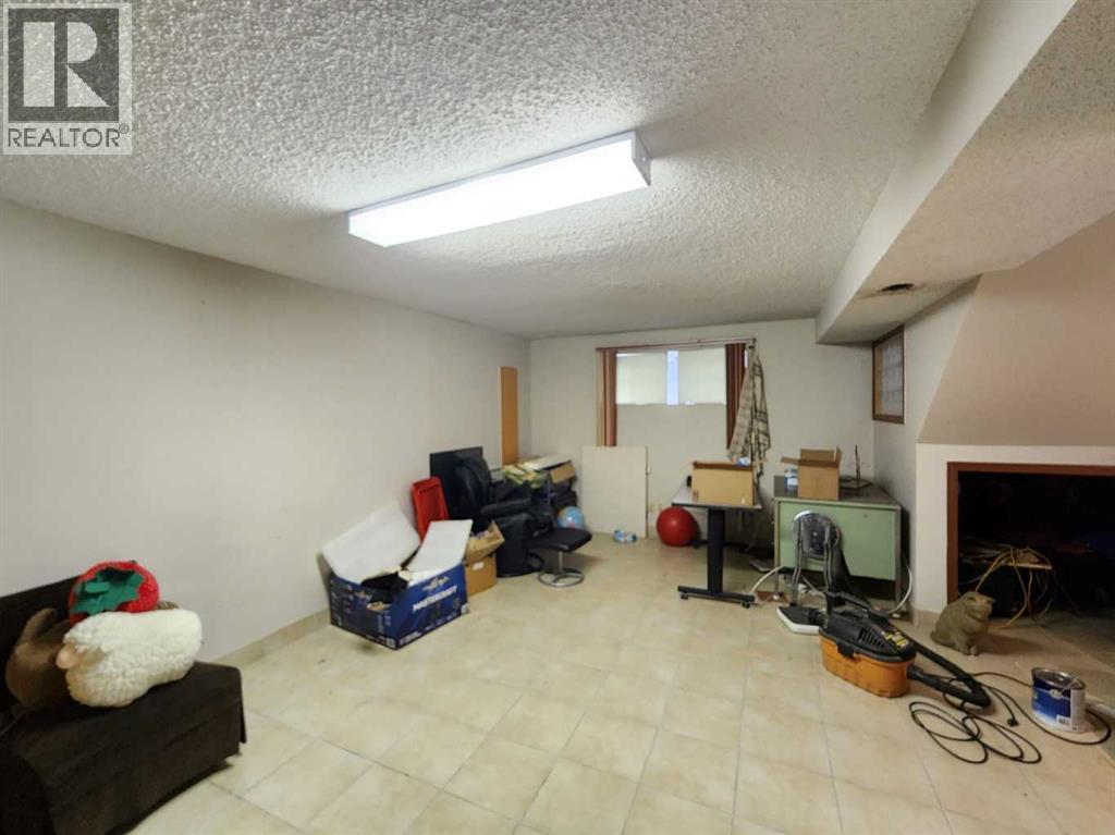 8329 Centre Street Nw, Calgary, Alberta  T3K 1J6 - Photo 21 - A2344588