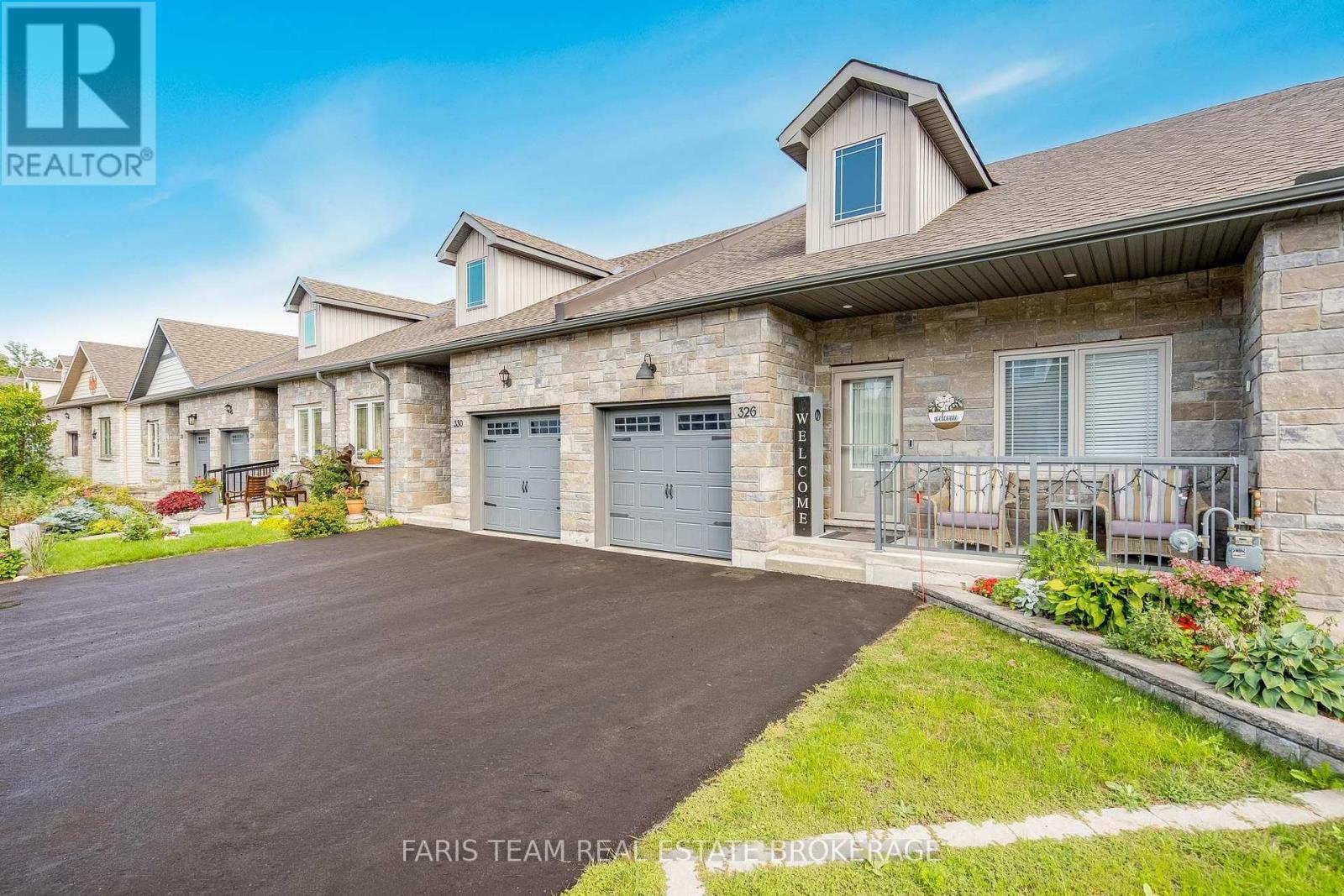 326 Lucy Lane, Severn, Ontario  L3V 8L3 - Photo 3 - S13780772