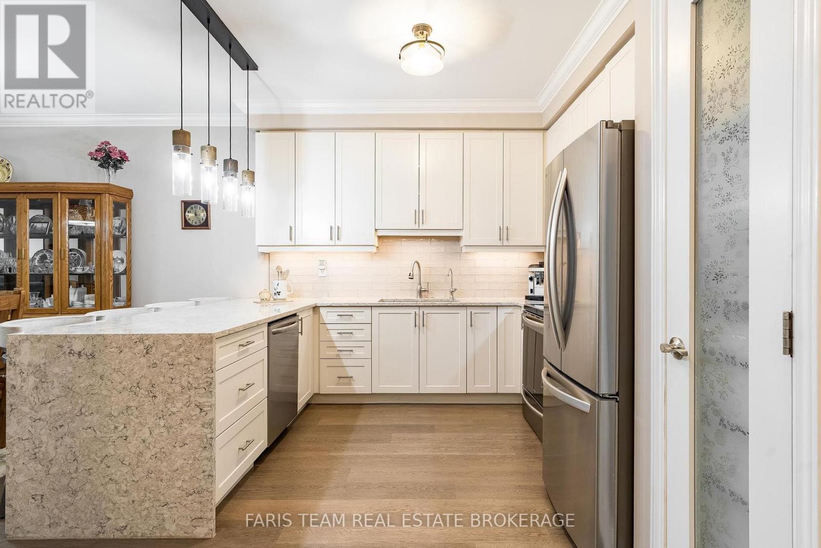 326 Lucy Lane, Severn, Ontario  L3V 8L3 - Photo 8 - S13780772