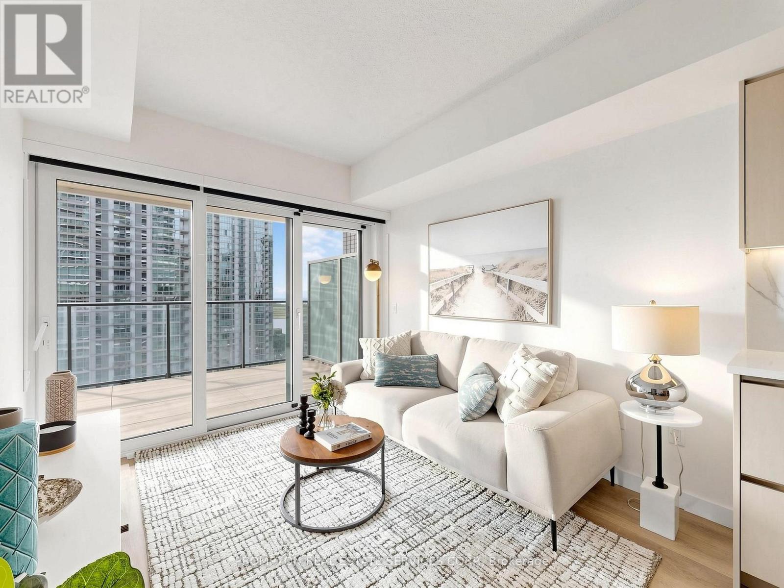 2208 - 1 Concord Cityplace Way, Toronto, Ontario  M5V 0X3 - Photo 19 - C13772068
