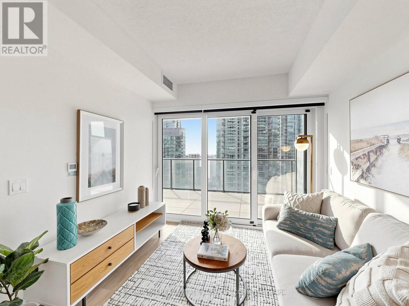2208 - 1 Concord Cityplace Way, Toronto, Ontario  M5V 0X3 - Photo 20 - C13772068