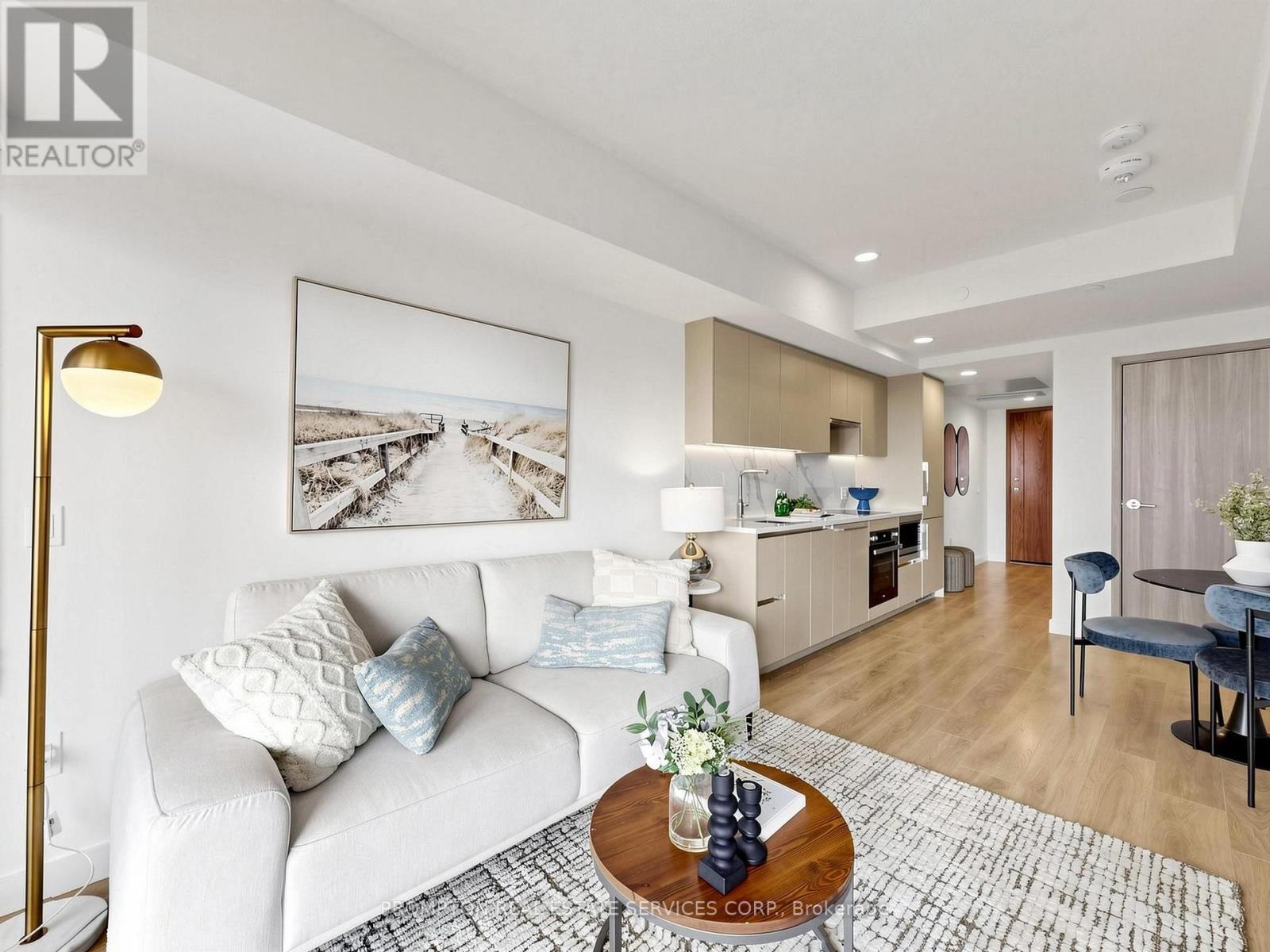 2208 - 1 Concord Cityplace Way, Toronto, Ontario  M5V 0X3 - Photo 22 - C13772068