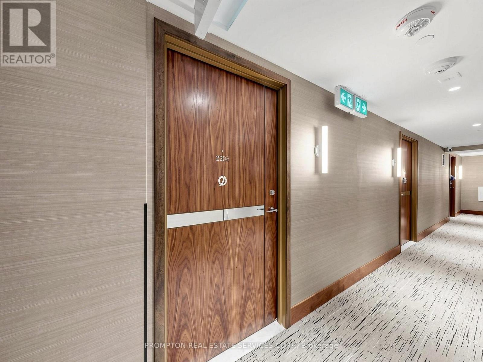 2208 - 1 Concord Cityplace Way, Toronto, Ontario  M5V 0X3 - Photo 17 - C13772068