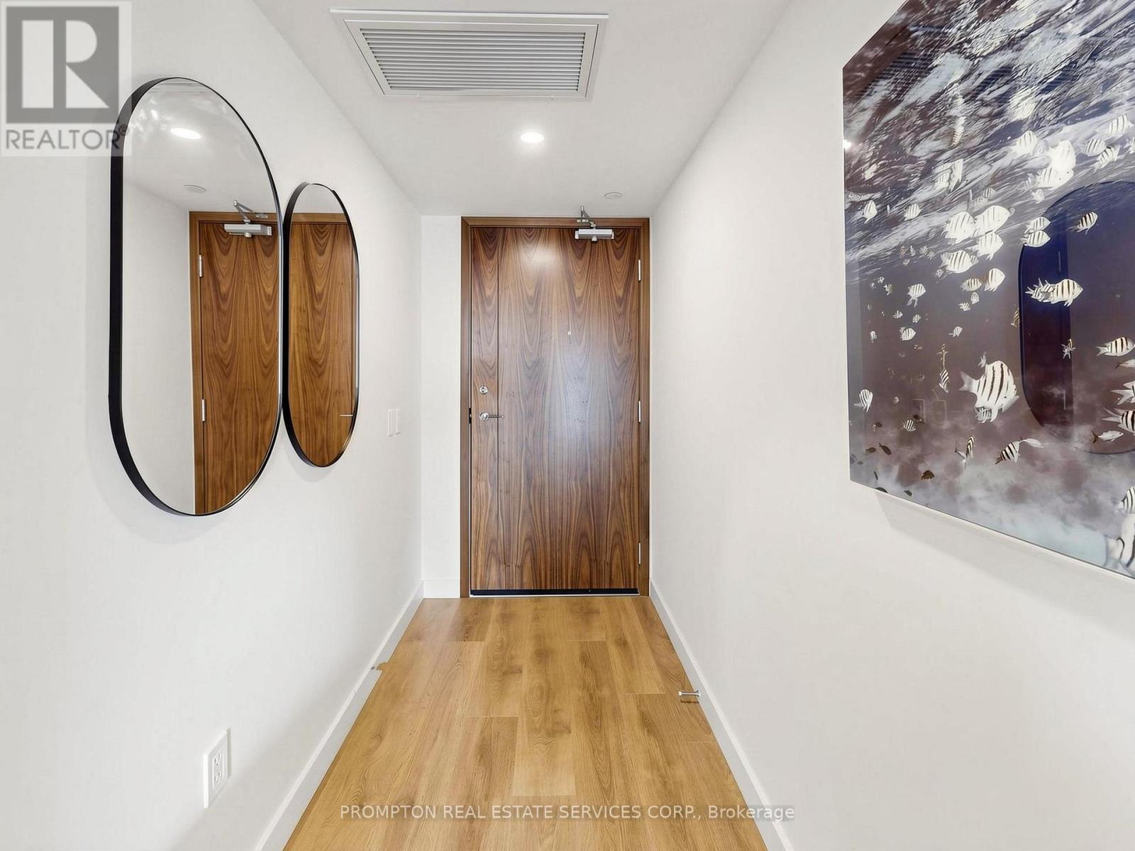 2208 - 1 Concord Cityplace Way, Toronto, Ontario  M5V 0X3 - Photo 36 - C13772068