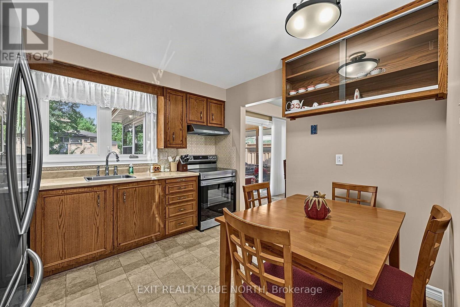 2661 Homelands Drive, Mississauga, Ontario  L5K 1H7 - Photo 10 - W13780886