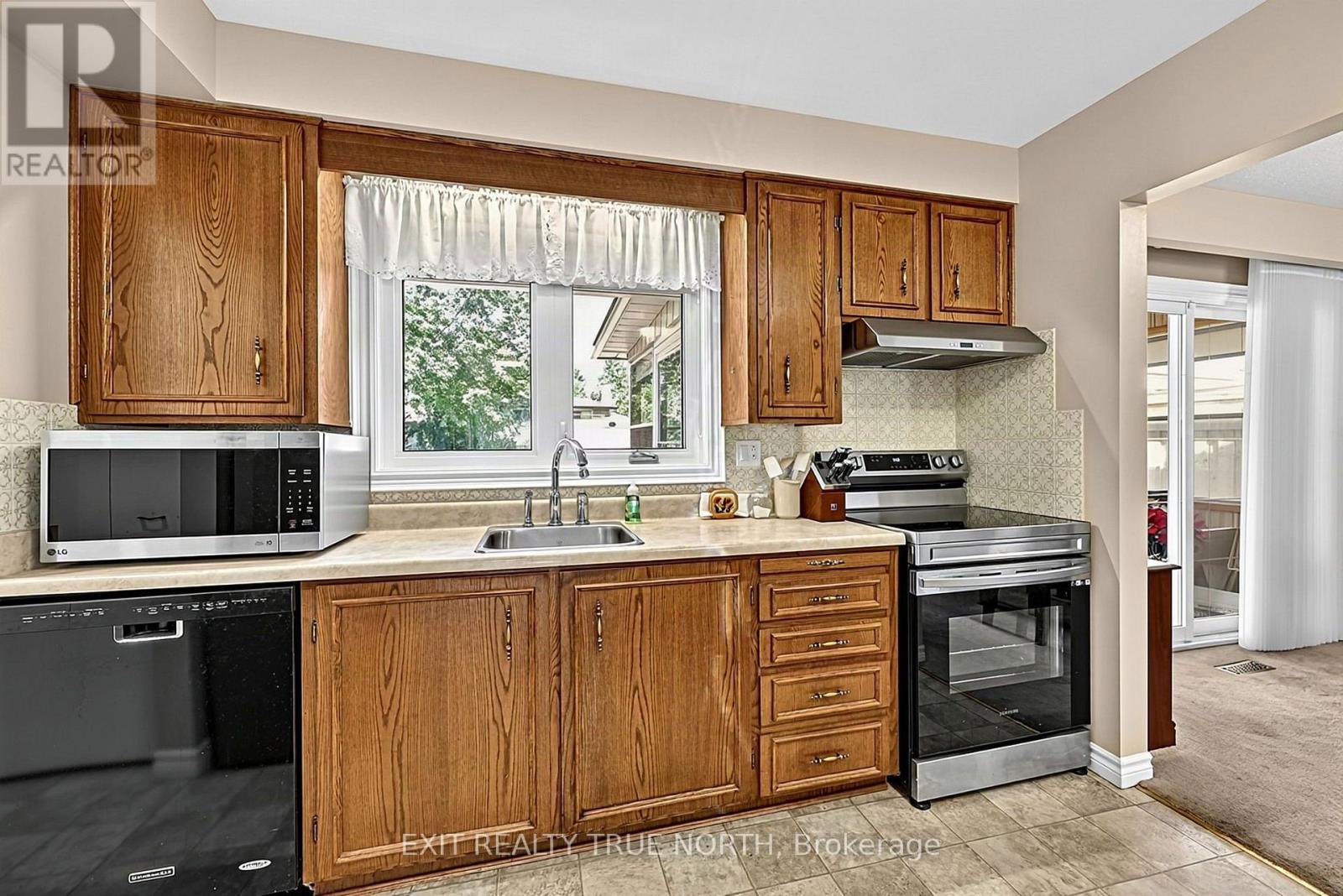 2661 Homelands Drive, Mississauga, Ontario  L5K 1H7 - Photo 11 - W13780886