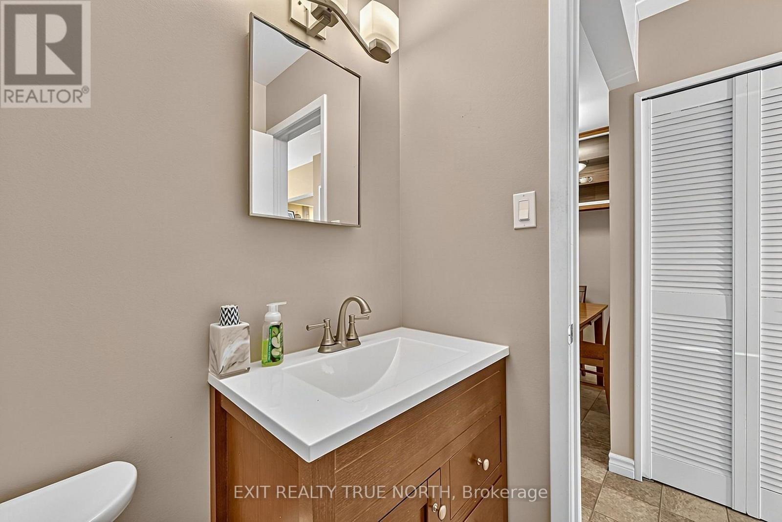 2661 Homelands Drive, Mississauga, Ontario  L5K 1H7 - Photo 14 - W13780886
