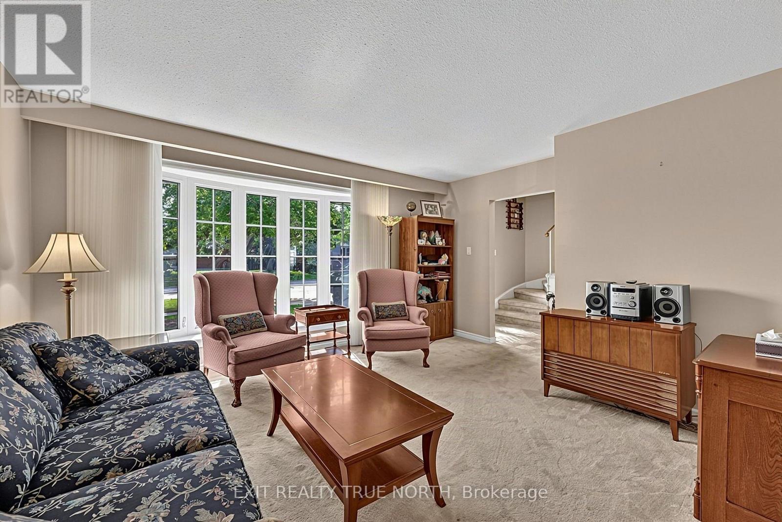 2661 Homelands Drive, Mississauga, Ontario  L5K 1H7 - Photo 6 - W13780886