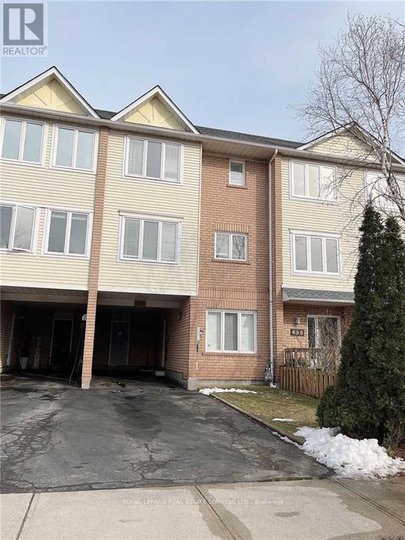 496 RIVER GLEN BOULEVARD, Oakville, Ontario