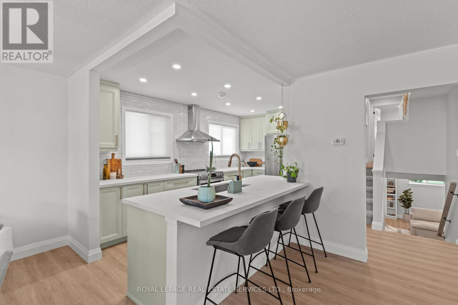 1348 Janina Boulevard, Burlington, Ontario  L7P 1K6 - Photo 11 - W13780982