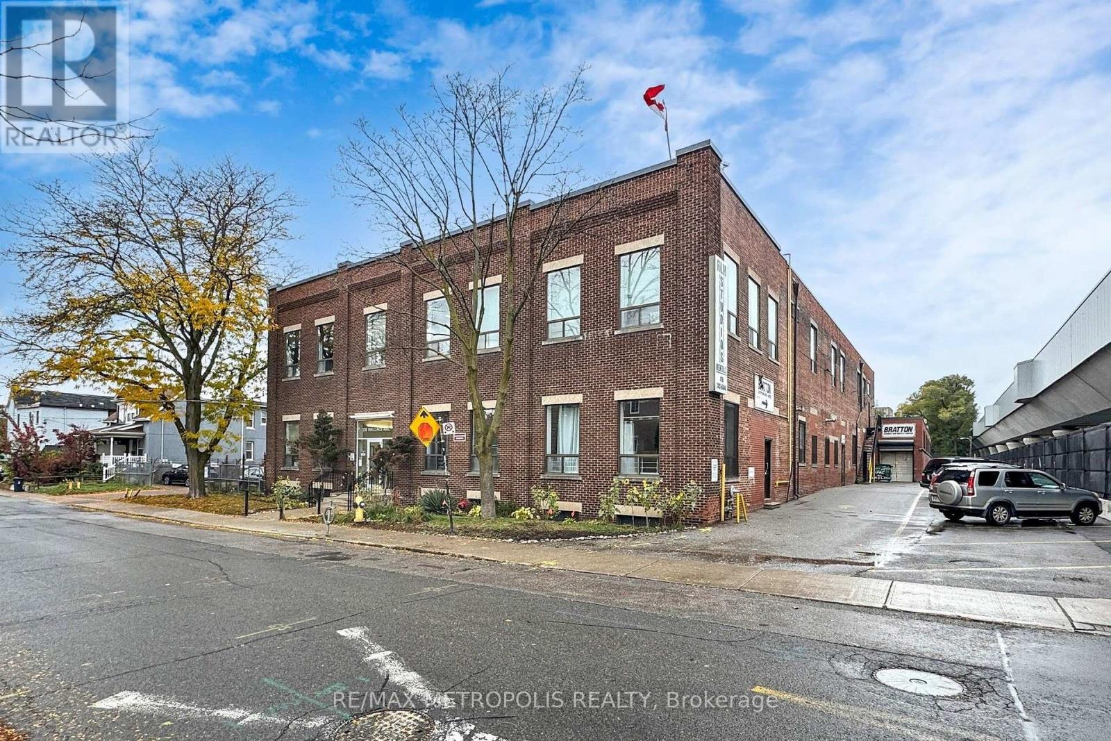 STUDIO 1-2 - 258 WALLACE AVENUE, Toronto, Ontario