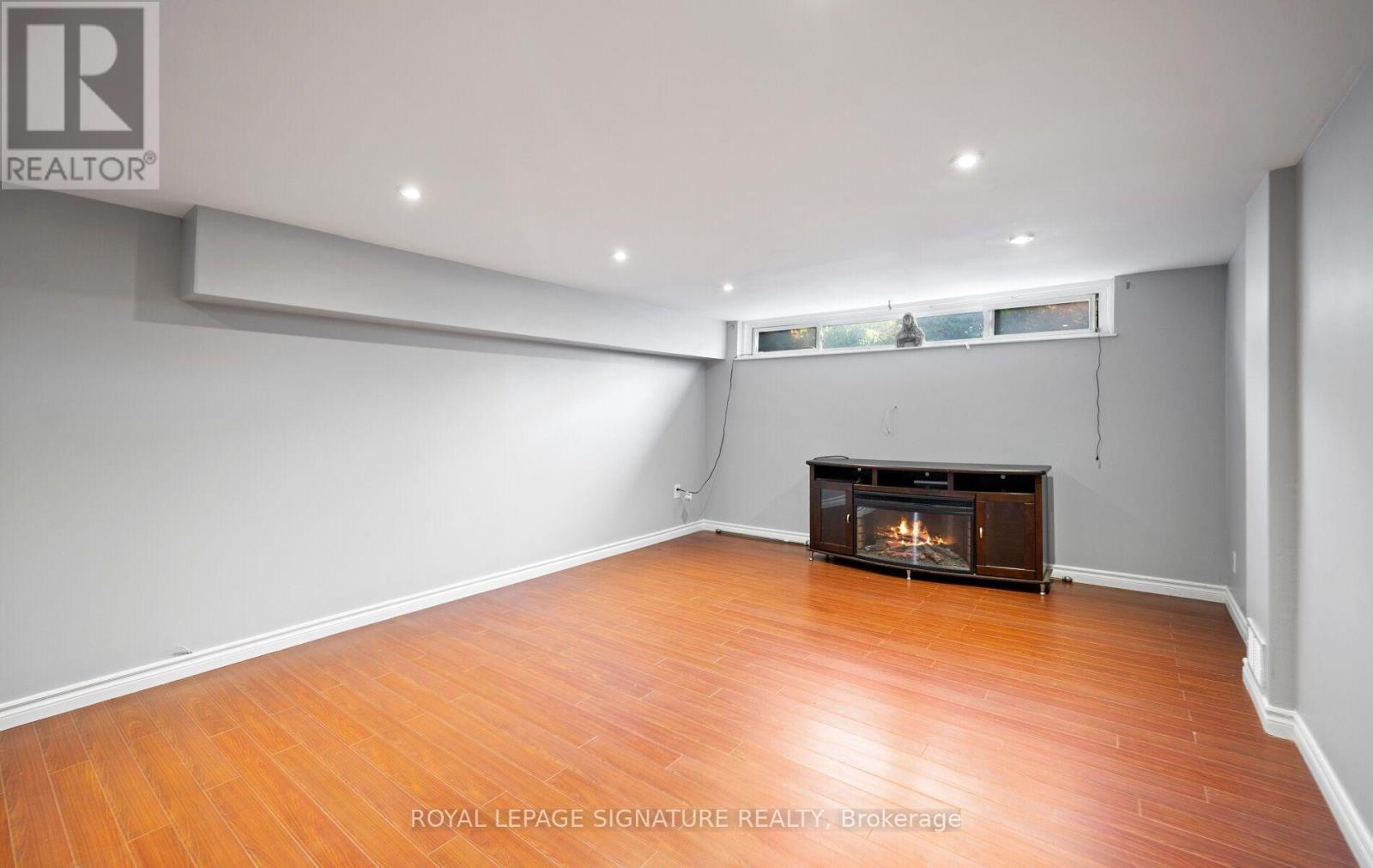 14 Dixington Crescent, Toronto, Ontario  M9P 2M1 - Photo 24 - W13781016