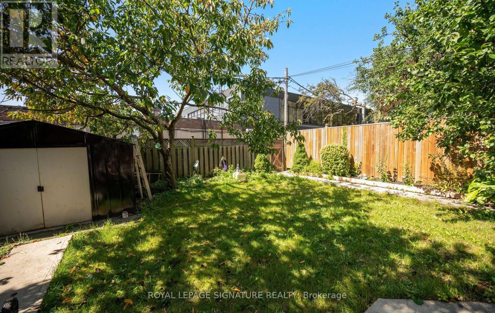 14 Dixington Crescent, Toronto, Ontario  M9P 2M1 - Photo 31 - W13781016