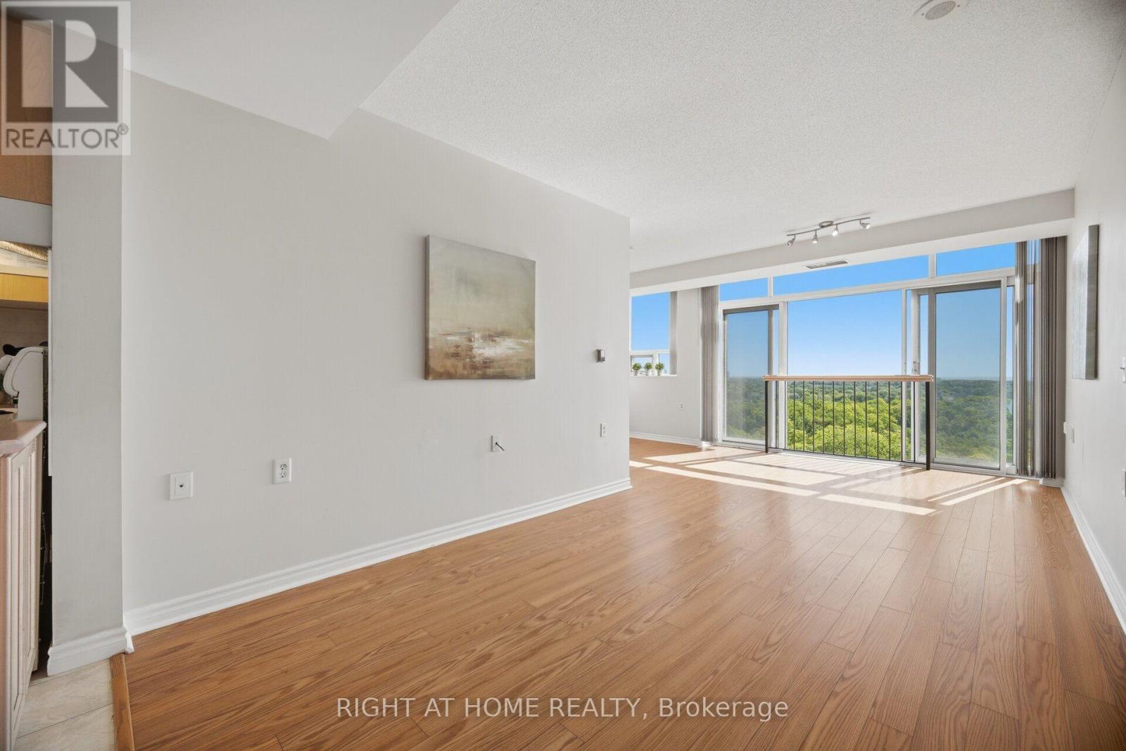 1106 - 200 Burnhamthorpe Road E, Mississauga, Ontario  L5A 4L4 - Photo 18 - W13781024