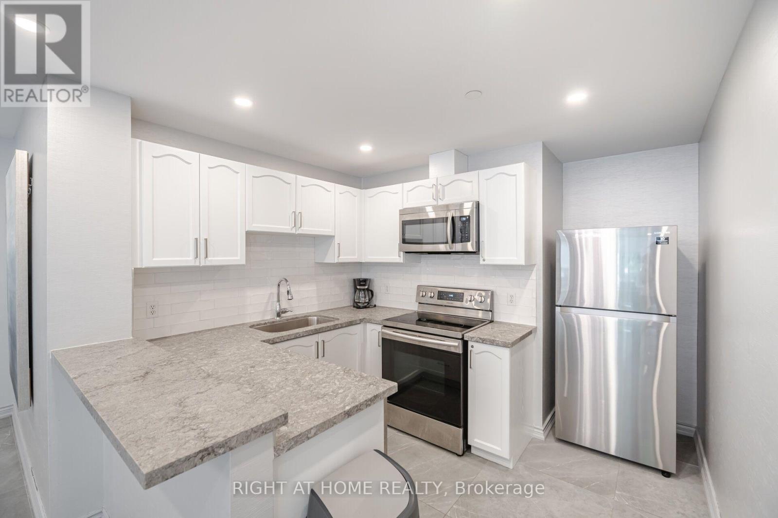1106 - 200 Burnhamthorpe Road E, Mississauga, Ontario  L5A 4L4 - Photo 41 - W13781024
