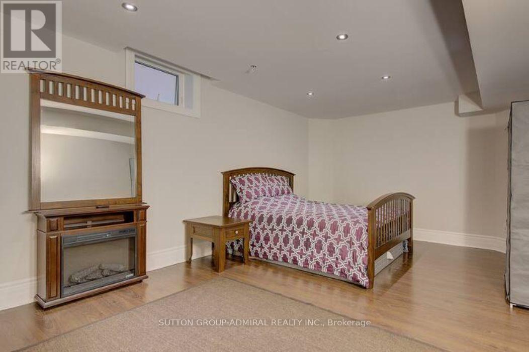 18 Buckhorn Avenue, Richmond Hill, Ontario L4C 0E3 - Photo 41 - N13778978