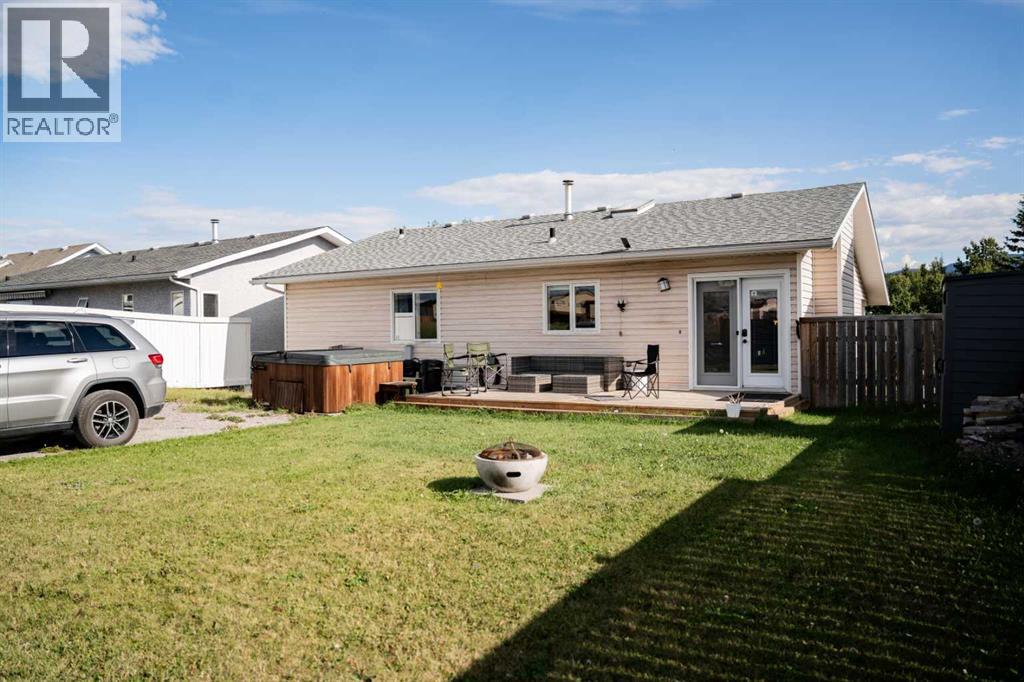 373 Collinge Road, Hinton, Alberta  T7V 1L2 - Photo 19 - A2344773