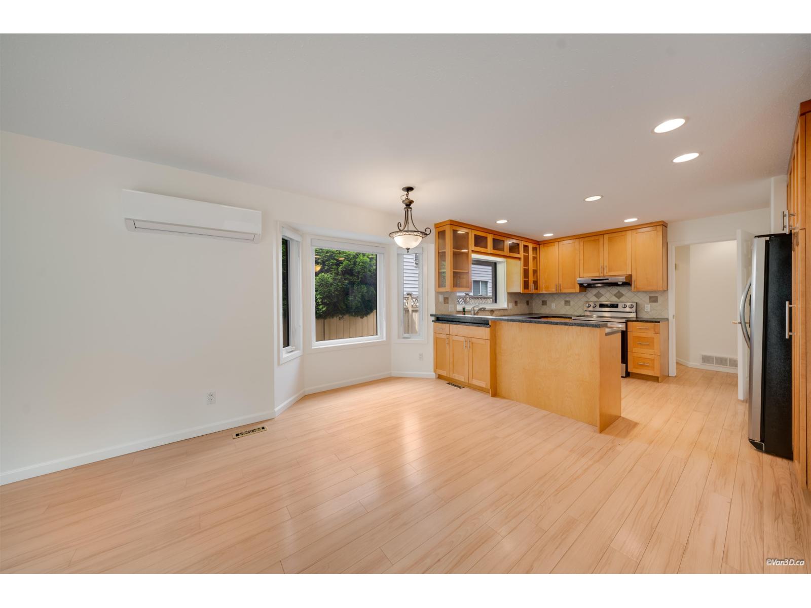 2333 150b Street, Surrey, British Columbia  V4A 8B1 - Photo 9 - R3148230