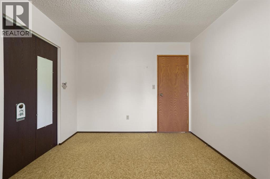 6209 34 Avenue, Camrose, Alberta  T4V 3X3 - Photo 20 - A2338558
